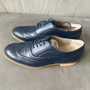 NWOT Women’s Navy Lace-up Oxfords 
Size 11